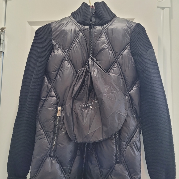 Stylish Black Quilted Women's Puffer Coat. Mixed Media Design. XS-S. - Picture 6 of 14